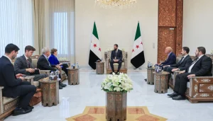 الشرع يستقبل وفداً أميركياً يرأسه برّاك… بحث الأوضاع في سوريا والمنطقة