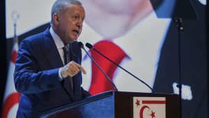 La décision d'Ankara de suspendre les échanges avec Israël suscite la controverse et des prévisions de courte durée