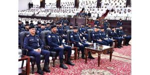 العدواني يدعم الكفاءات الوطنية ويُمكّنها في مختلف التخصصات الأمنية