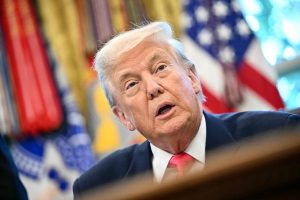Trump réagit à la décision d'inconstitutionnalité des droits de douane