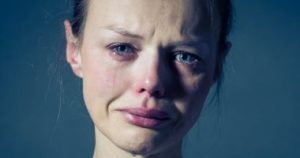 صحتك بالدنيا.. ابكى براحتك فالبكاء يعزز الصحة النفسية ويخفف التوتر ويحسن المزاج.. نصائح مهمة لكبار السن عند اختيار نظارة القراءة.. وعلاج جديد بالأجسام المضادة يحقق نتائج مبهرة فى القضاء على الأورام السرطانية – اليوم السابع