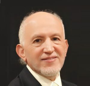 من يشتري الوهم مني؟!