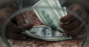 سعر الدولار اليوم الثلاثاء 12-8-2025 في التعاملات الصباحية