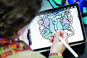 برامج جامعة فرجينيا الصيفية تُلهم العقول الشابة