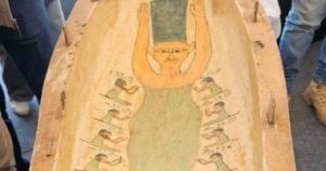 هل تنبأت مصر القديمة بمسلسل “سيمبسون”؟ – اليوم السابع