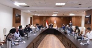وزير العمل: إعداد قاعدة بيانات لعمال الدليفرى وتوفير مهمات الوقاية بأقل الأسعار – اليوم السابع
