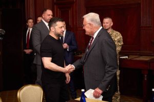 زيلينسكي: نرفض التنازل عن أي أرض أوكرانية