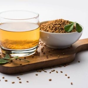 بين الفائدة والضرر.. هل شرب الحلبة يوميًا آمن لصحتك؟