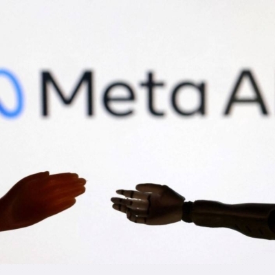 وثيقة مسربة تفضح سياسات ميتا بشأن تفاعل روبوتات الذكاء الاصطناعي مع القاصرين