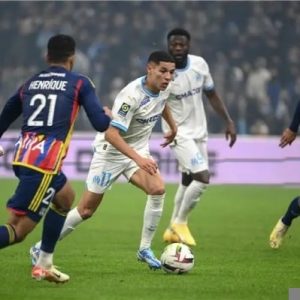 Heure du match Lyon contre Marseille en Ligue 1 aujourd'hui dimanche et chaînes de diffusion - Al-Watan