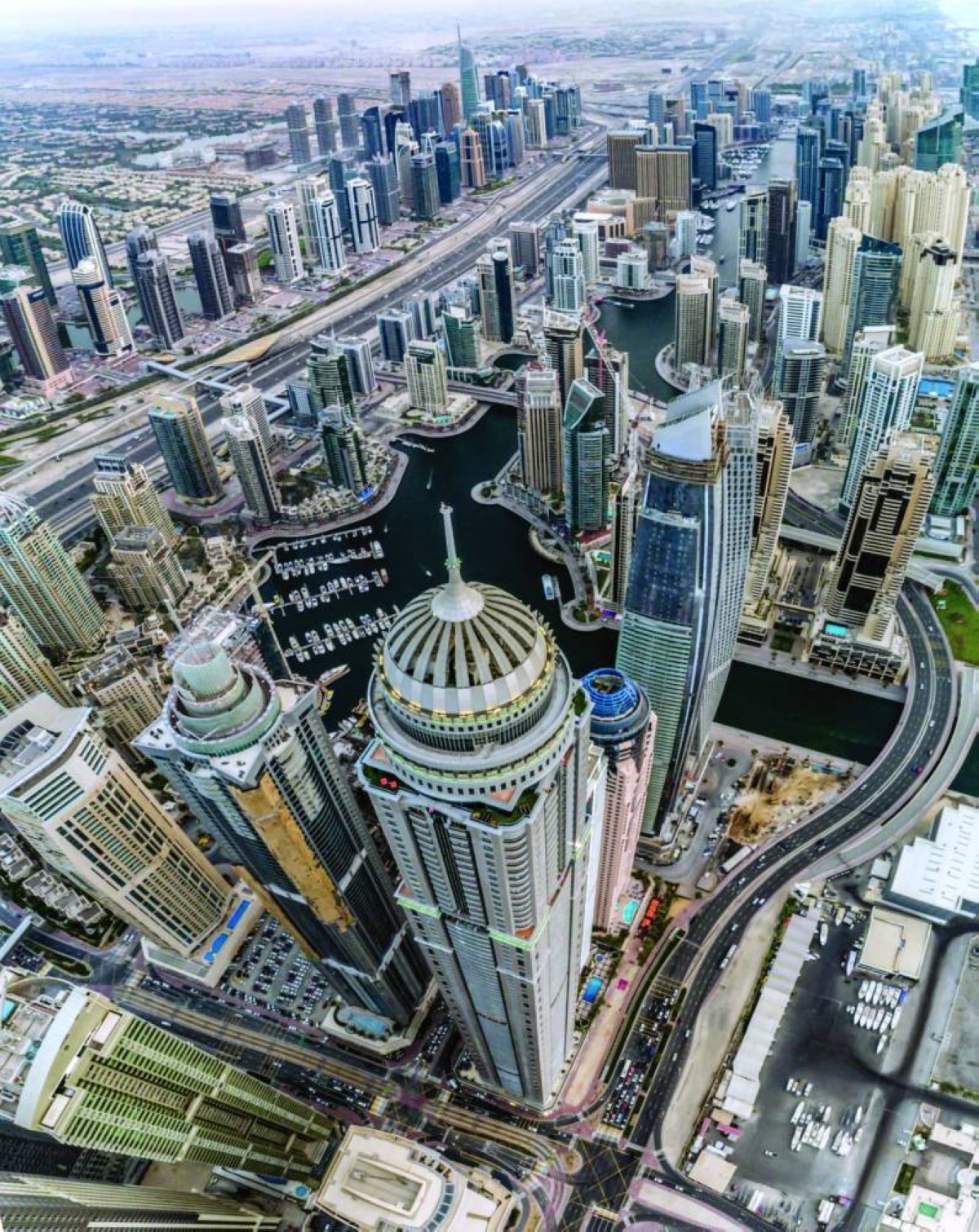 الإمارات تتصدر صفقات الاندماج والاستحواذ إقليمياً بـ 25.4 مليار دولار