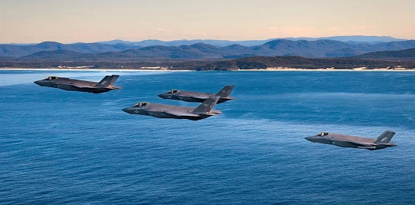 نيويورك تايمز: واشنطن وحلفاؤها ينشرون مقاتلات إف-35 قرب الصين