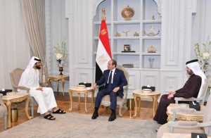 الرئيس السيسي يبحث مع مستشار الأمن الوطني البحريني تعزيز التعاون وتطورات الأوضاع الإقليمية