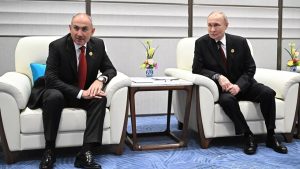 Poutine lors de sa rencontre avec Pashinyan : les gouvernements russe et arménien en communication constante