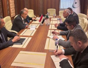 مشاورات مصرية – جزائرية بجدة لتعزيز العلاقات الثنائية وبحث المستجدات الإقليمية