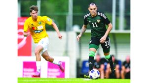 مسفر: المنتخب يسير على الطريق الصحيح.. والثغرات الدفاعية بحاجة إلى حلول