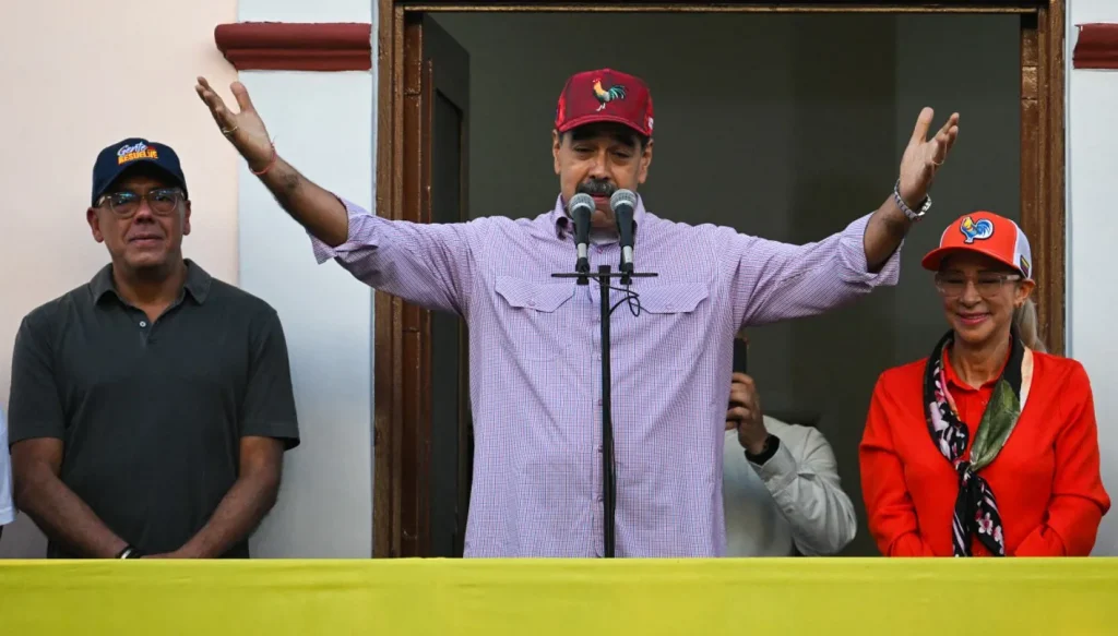‘أحد أكبر تجار المخدّرات’… مكافأة أميركية مقابل معلومات عن مادورو