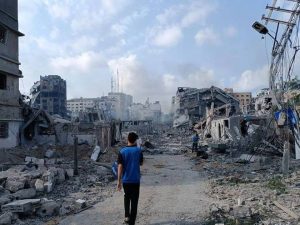 فاينانشل تايمز: تسريبات تكشف خططا إسرائيلية لتهجير سكان غزة إلى دول إفريقية وعربية