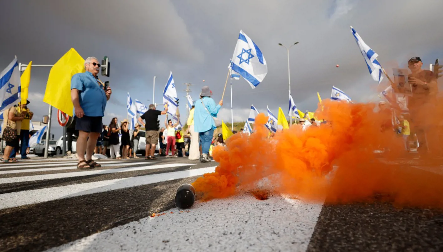 احتجاجات في اسرائيل للمطالبة باتفاق للإفراج عن الأسرى (فيديو وصور)‏
