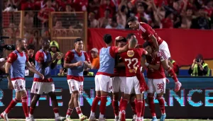 الأهلي يقلب الطاولة على الزمالك ويحسم قمة الدوري المصري