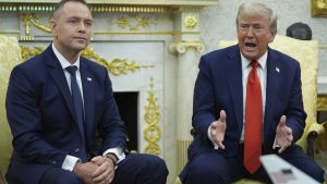 Trump confirme la volonté de Washington de renforcer sa présence militaire en Pologne : Nous l’aiderons à se défendre
