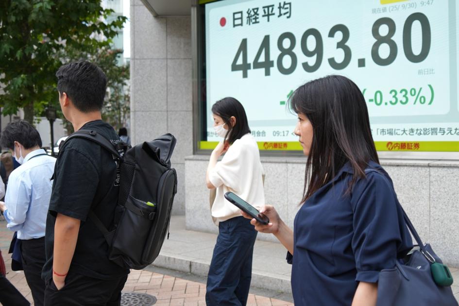 تباين أداء أسواق آسيا بعد بيانات التصنيع في الصين | صحيفة الخليج