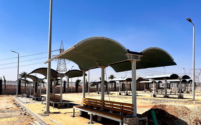 وزير الإسكان يتابع تنفيذ مشروعات بمدينة حدائق العاصمة