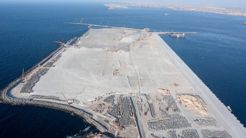 محطة تحيا مصر 2 برصيف 100 بميناء الدخيلة.. شريان جديد لحركة التجارة العالمية