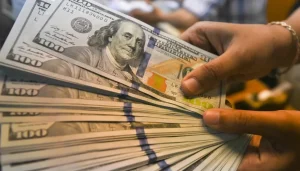 الدولار يترقب بيانات التوظيف… هل سيستمر استقراره؟