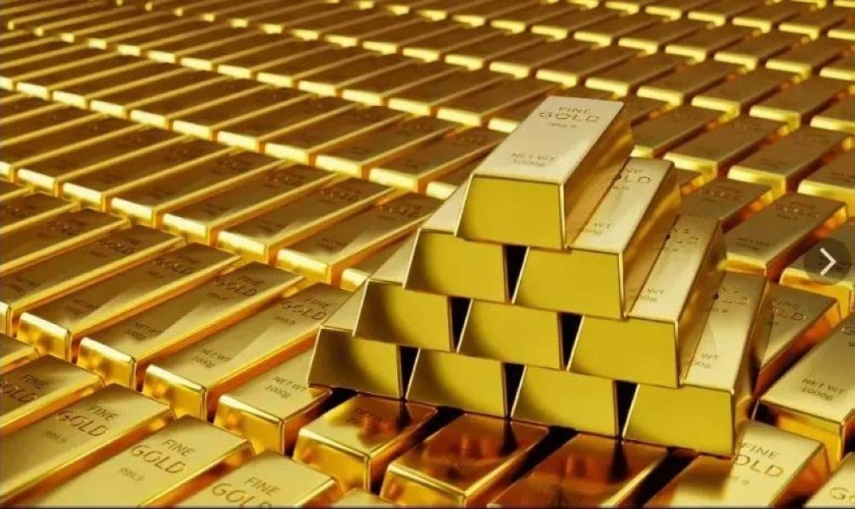 الذهب يتجه لأفضل أداء في 14 عاماً.. الأوقية تخطت 3869 دولاراً