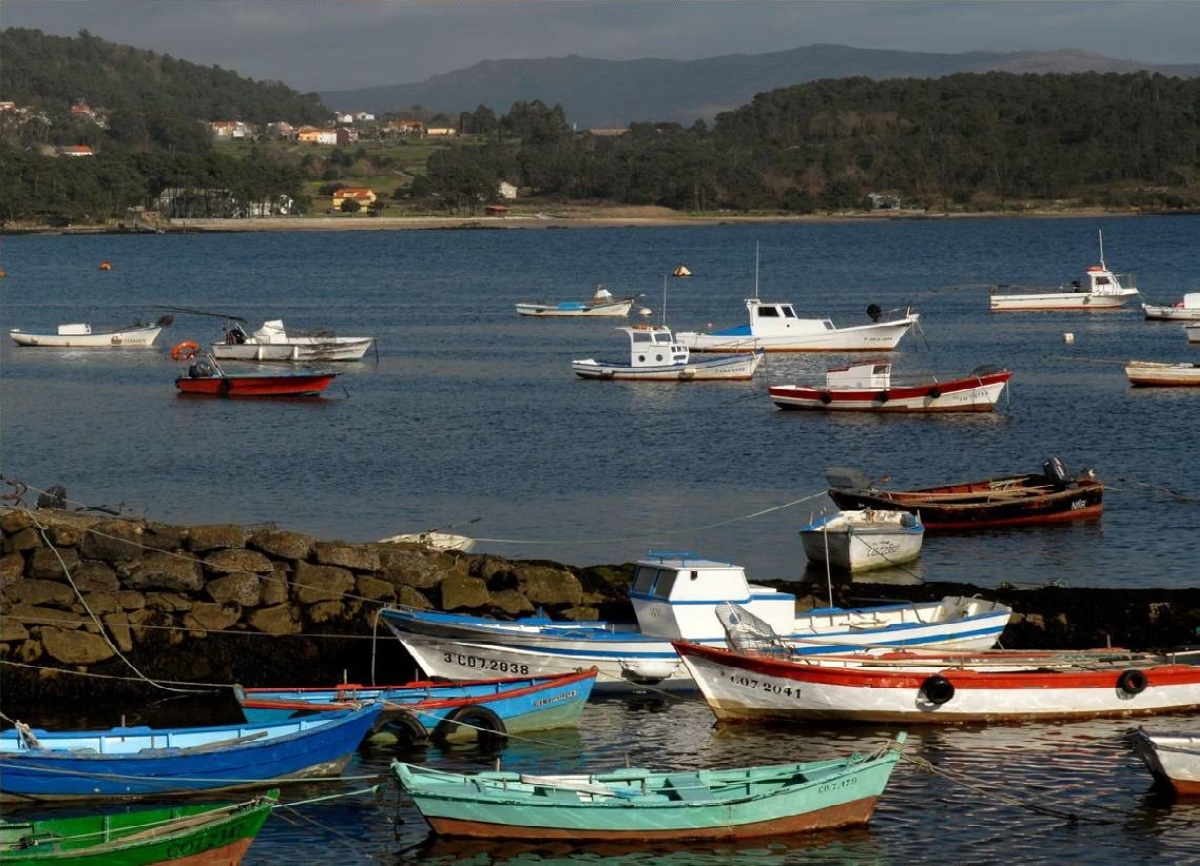 إسبانيا تُحبط غواصة مخدرات تحمل 3.6 طن كوكايين وتعتقل 14 مهرباً!