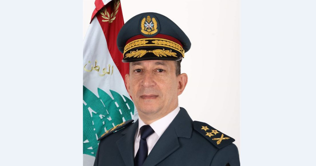 قائد الجيش: الجيش مستمر في تحمل مسؤولياته في ظل المرحلة الاستثنائية الراهنة