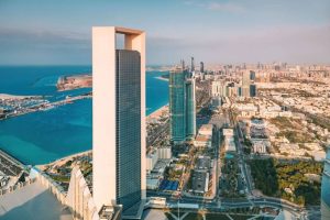 مشاريع واستثمارات متنامية.. قطاع العقارات الإماراتي يواصل زخمه في 2025