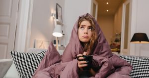 عالم المراهقة الصعب.. لماذا تتأثر الفتيات بالاكتئاب أكثر من الأولاد؟