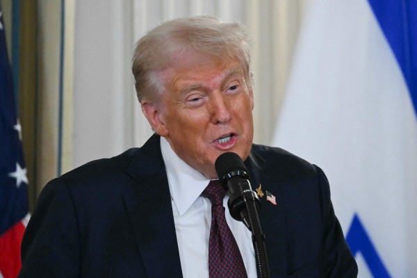 دول عربية وإسلامية ترحب بجهود ترامب في إنهاء الحرب بغزة