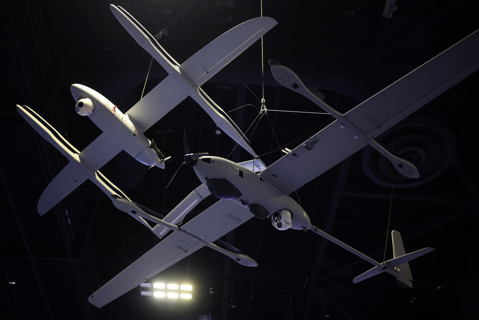 البنتاغون يمنح شركة رايثيون عقدا بقيمة 5 مليارات دولار لإنتاج مسيرات “كويوت”