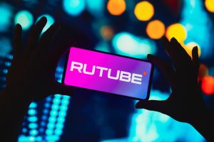 تطبيق Rutube لتلفزيونات أندرويد يعود لمتجر غوغل
