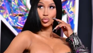 Cardi B remporte une affaire d'agression de 24 millions de dollars