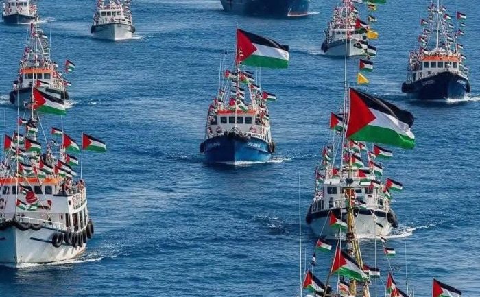 الهلال الأحمر التركي يمد أسطول الصمود بالأغذية والأدوية