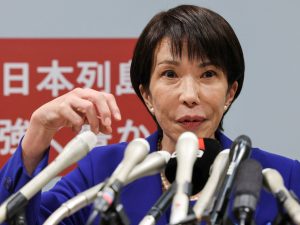 فايننشال تايمز: محافظة متشددة قد تصبح أول رئيسة وزراء لليابان
