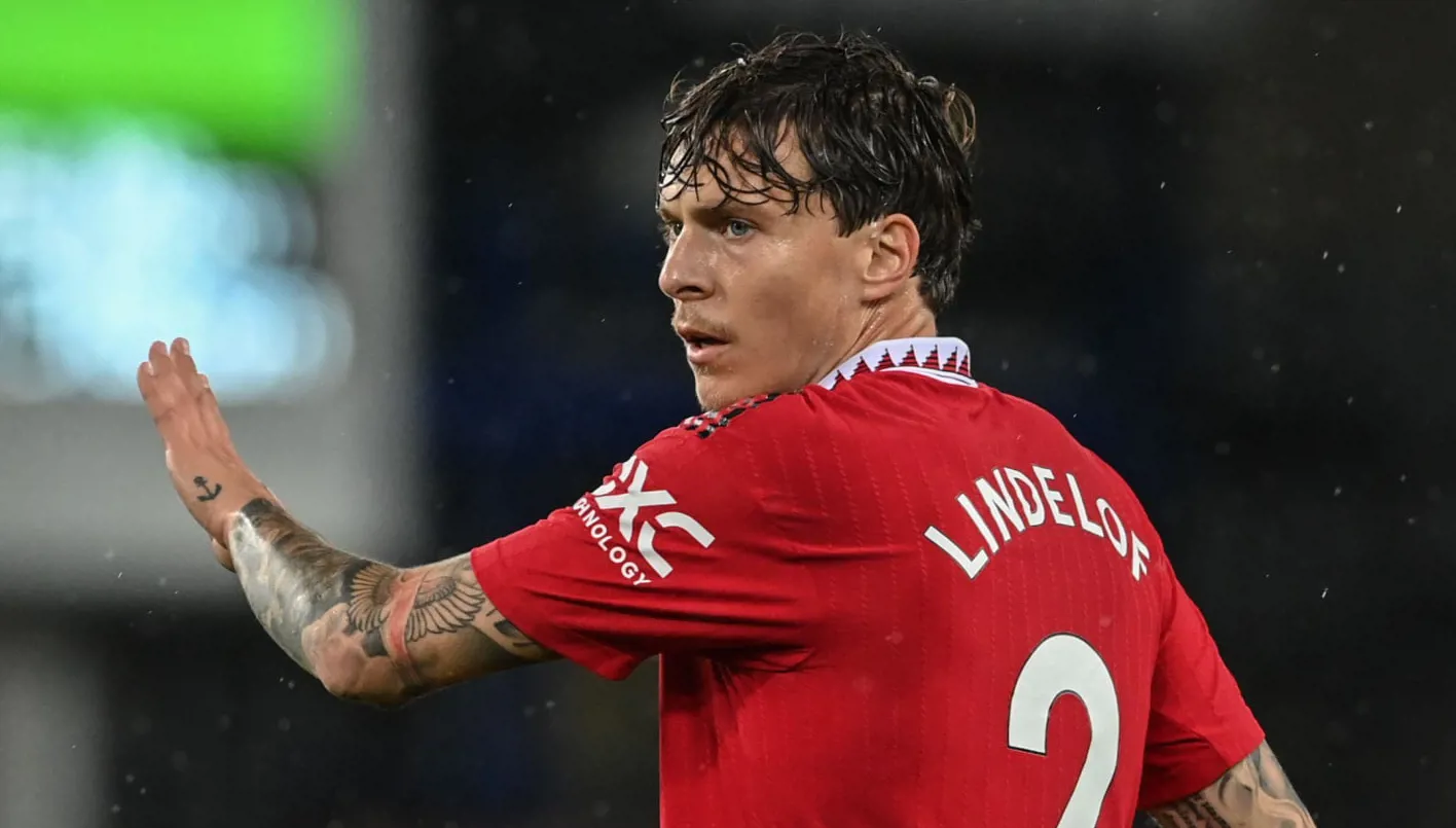 فيكتور ليندلوف يفتح صفحة جديدة مع أستون فيلا