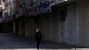 الضفة.. الجيش الإسرائيلي يحظر التجول بعدة أحياء وسط الخليل