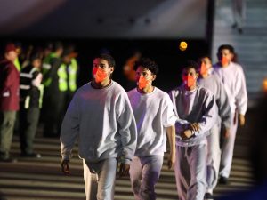 US Ends Temporary Protection for Venezuelan Migrants; Caracas Responds to Boat Attack