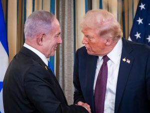Haaretz : Le grand gagnant de la réunion Netanyahu-Trump est le Qatar