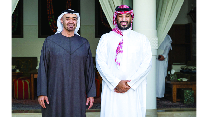 رئيس الدولة وولي عهد السعودية: “حل الدولتين” أساس للسلام الشامل والعادل