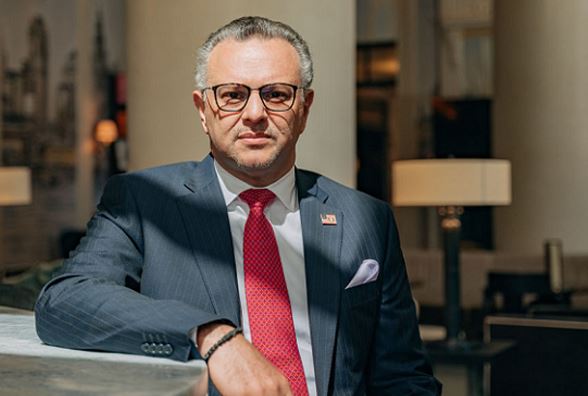 مستشار ترامب: نزع سلاح حماس محوري.. والسلطة الفلسطينية تتسلم غزة بعد الإصلاحات المطلوبة