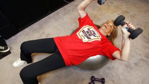 حين تكون الحركة هي العلاج.. كيف تساعد التمارين على تخفيف آلام المفاصل؟