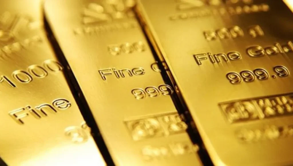 الذهب يلامس ذروة قياسية جديدة
