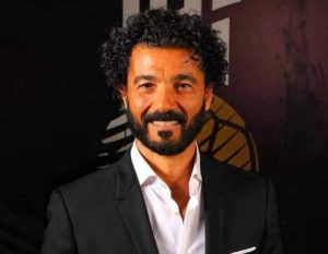 مهرجان القاهرة السينمائي الدولي يمنح خالد النبوي جائزة فاتن حمامة للتميز في دورته الـ 46