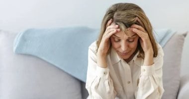 أعراض انقطاع الطمث الخفية قد تبدأ في سن الثلاثين